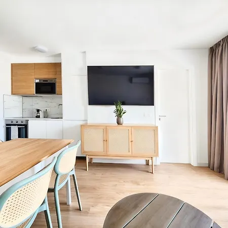 아파트 Beachkeys House - Flat In Americas, Sea&pool View