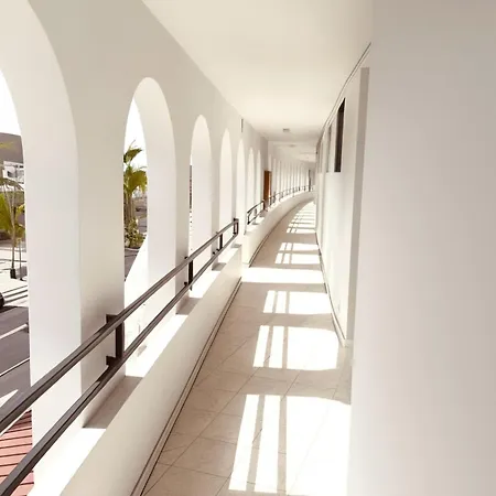 Beachkeys House - Flat In Americas, Sea&pool View * ארונה