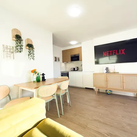 דירה Beachkeys House - Flat In Americas, Sea&pool View ארונה