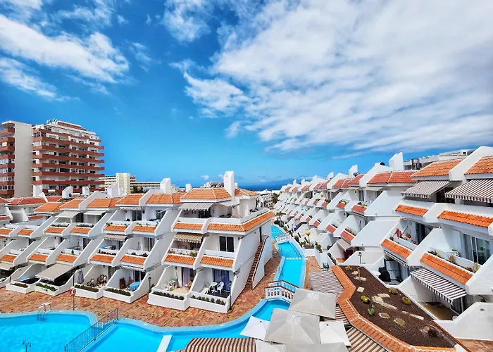 아파트 Beachkeys House - Flat In Americas, Sea&pool View 아로나